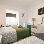 Luxury Central Lisbon Rooms And Suites, Ideal For Tourists